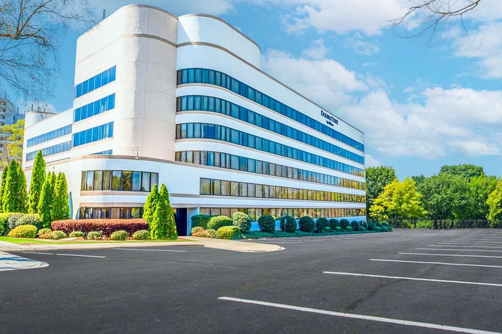 Doubletree By Hilton South Charlotte Tyvola Hotel Exterior foto