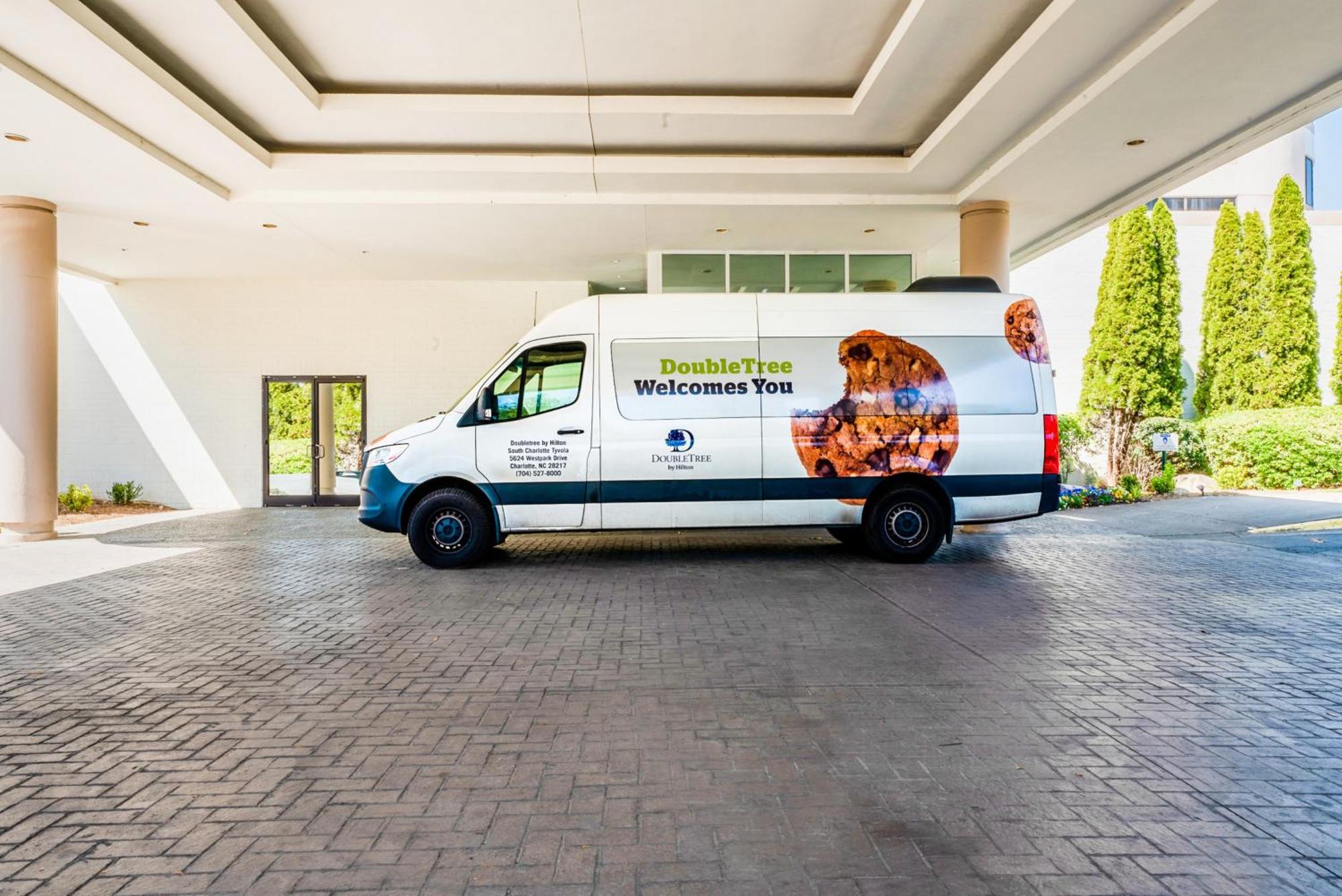 Doubletree By Hilton South Charlotte Tyvola Exterior foto